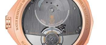 Часы Admiral's Cup Legend 42 Flying Tourbillon от Corum (вид сзади)