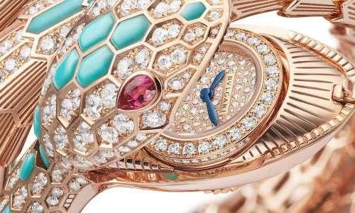 Новые часы Serpenti Misteriosi от Bulgari оснащены сверхмалым калибром