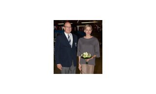 Шарлин Уиттсток в часах Serpenti от Bulgari