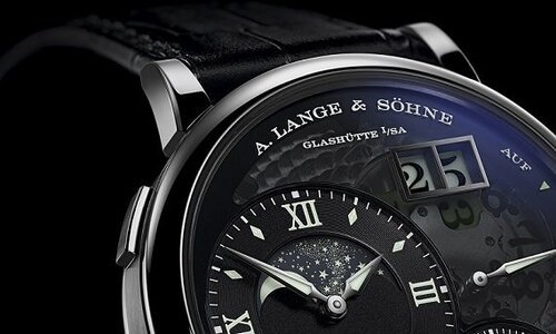 A. Lange & Söhne обращает свой взор на луну