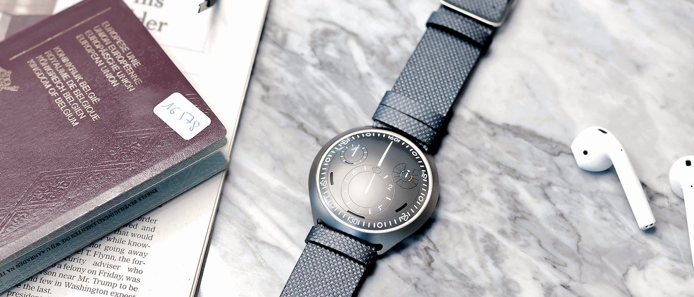 Революционная система e-Crown от Ressence