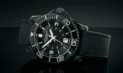 Представляем часы Maverick Black от Victorinox