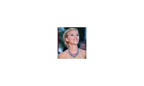 Скарлетт Йоханссон в Bulgari на Венецианском кинофестивале