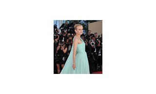 Член жюри Каннского кинофестиваля Диана Крюгер появилась на красной дорожке в часах от Jaeger-LeCoultre