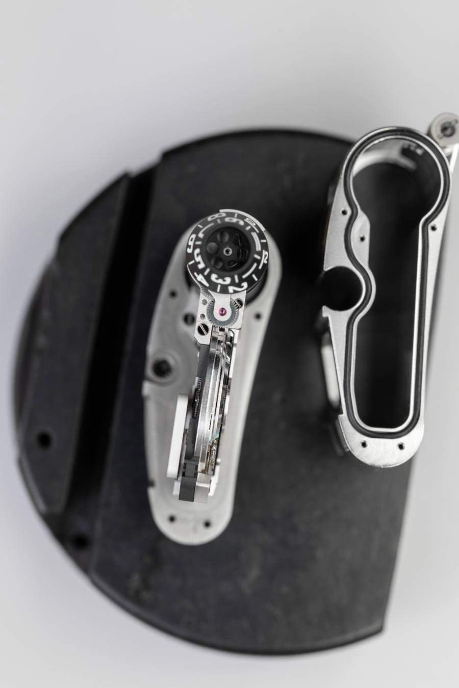 Urwerk UR-111C