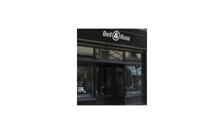 Bell & Ross открывает свой первый парижский бутик