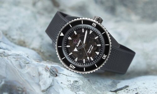 Новая модель часов Rado Captain Cook в высокотехнологичной керамике