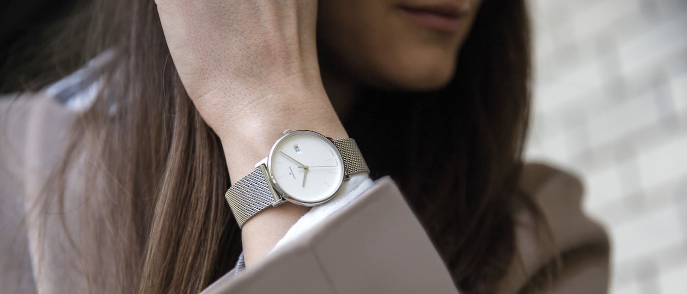 Junghans Form Damen: просто и стильно