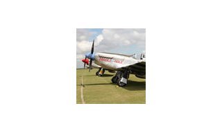 Марка Bremont – спонсор британского авиашоу Flying Legends в Даксфорде