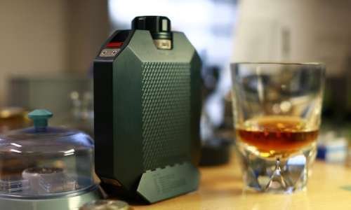 Выпьем за фляжку от Macallan x Urwerk