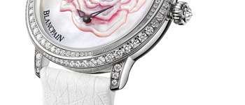 Часы Valentine's Day 2015 Limited Edition от Blancpain (Ref: 3650-4944R-58B) – вид сбоку