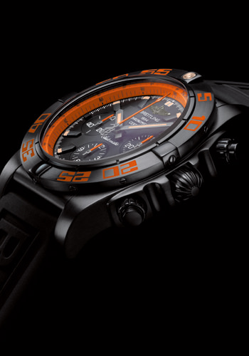 Часы Chronomat 44 Raven (вид спереди) от Breitling