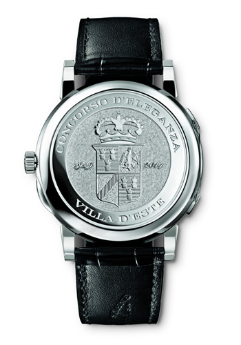 Часы A. Lange & Söhne из белого золота с вручную гравированной задней крышкой корпуса и покрытием стрелок золотом