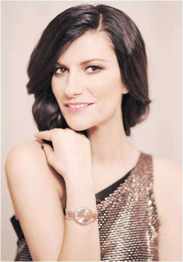 Лаура Паузини (Laura Pausini) с часами Gilda от Eberhard & Co