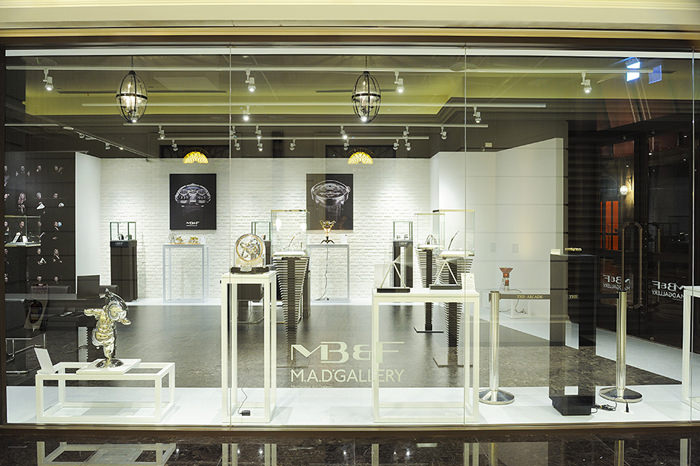 Витрина бутика M.A.D.Gallery, Тайпей