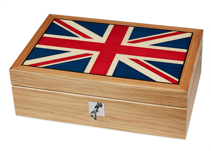 Футляр для часов Great Britain в патриотическом стиле