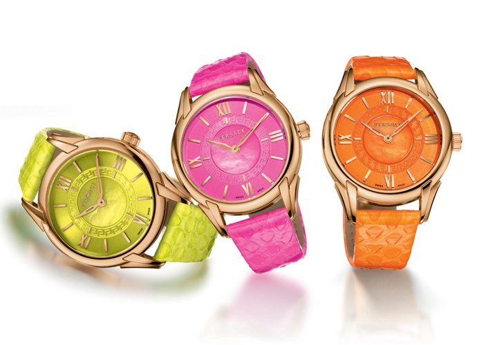 Слева направо: Dafne VFF05 0013, Dafne VFF07 0013, Dafne VFF06 0013 от Versace