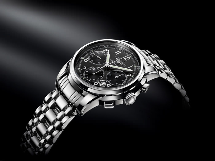 Коллекция Longines Saint-Imier вдохновлена традициями часовой компании. Плавные линии и выразительные ушки снабжают новым моделям необходимый баланс классики и современности. Хронограф в корпусе диаметром 41 мм оснащен разработанным и изготовленным специально для Longines механизмом L688 с колонным колесом. Модель с черным циферблатом изготовлена из стали.