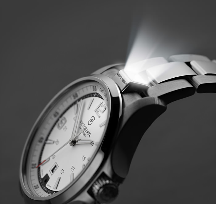 Night Vision от Victorinox Swiss Army