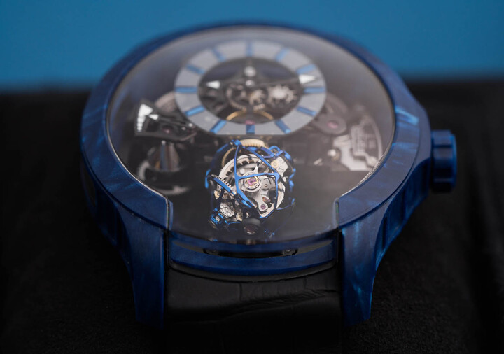 Escape Primo Blue Forged Carbon - 48 мм