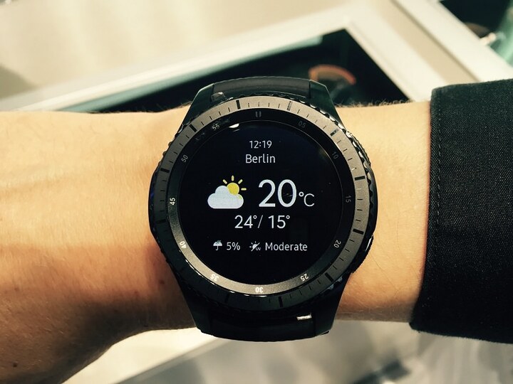 Швейцарский дизайн в часах Gear S3 от Samsung
