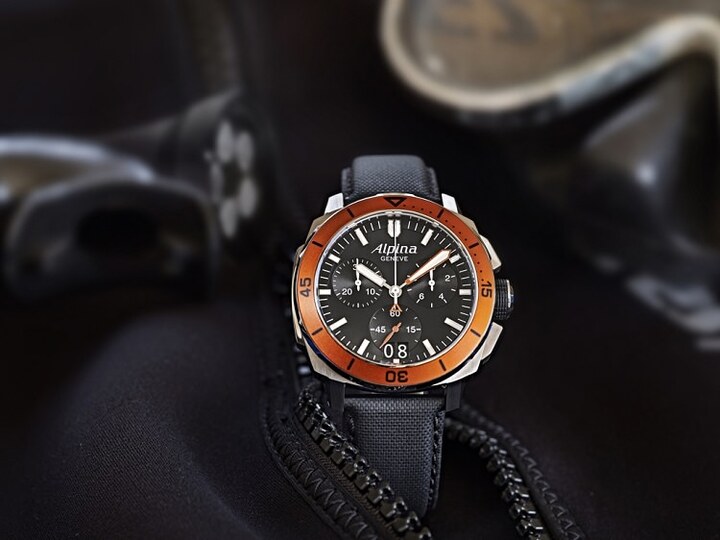 Часы Seastrong Diver 300 Chronograph Big Date (оранжевый)